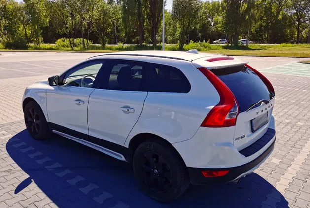 volvo mazowieckie Volvo XC 60 cena 73300 przebieg: 131000, rok produkcji 2013 z Piaseczno